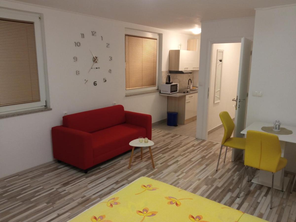 Studio Apartman Matkovic Imotski Esterno foto