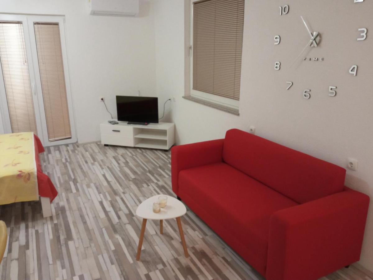 Studio Apartman Matkovic Imotski Esterno foto