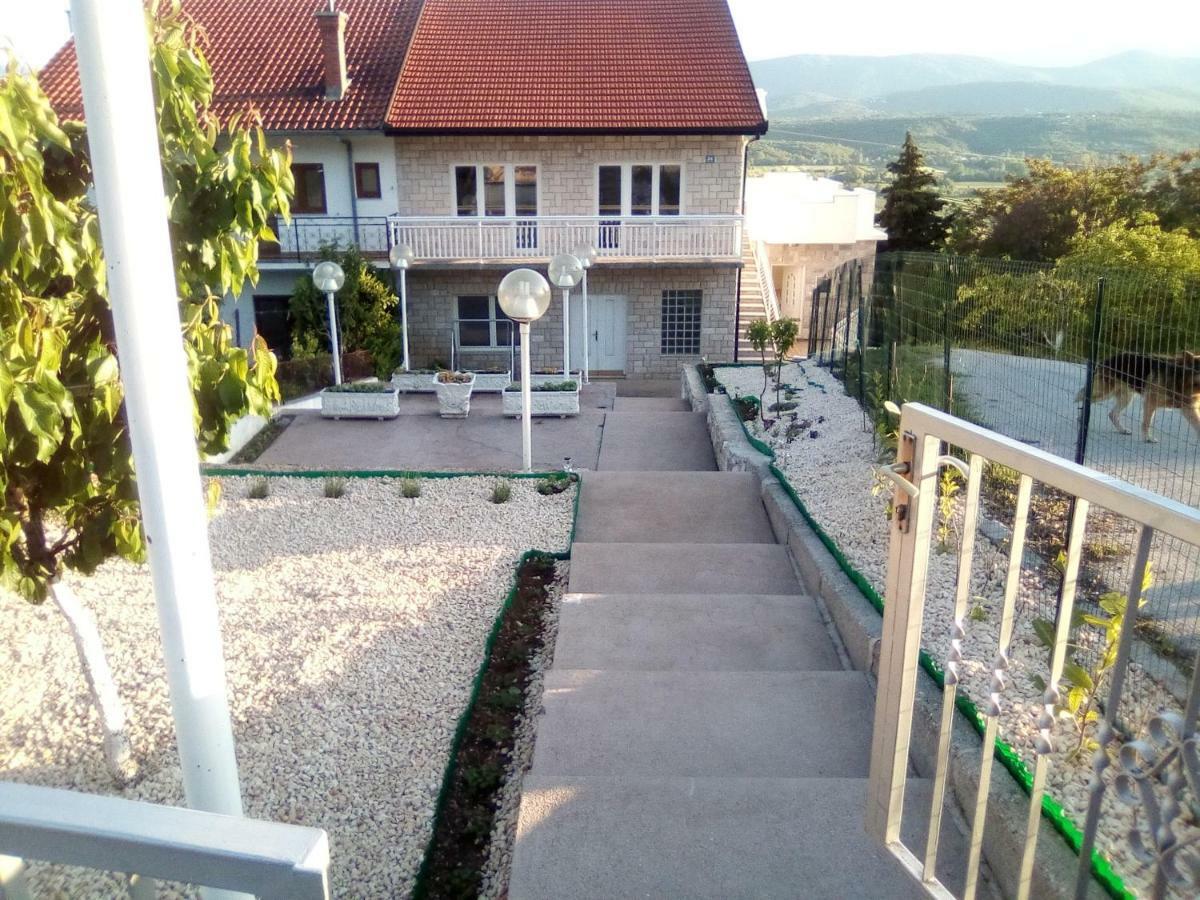 Studio Apartman Matkovic Imotski Esterno foto